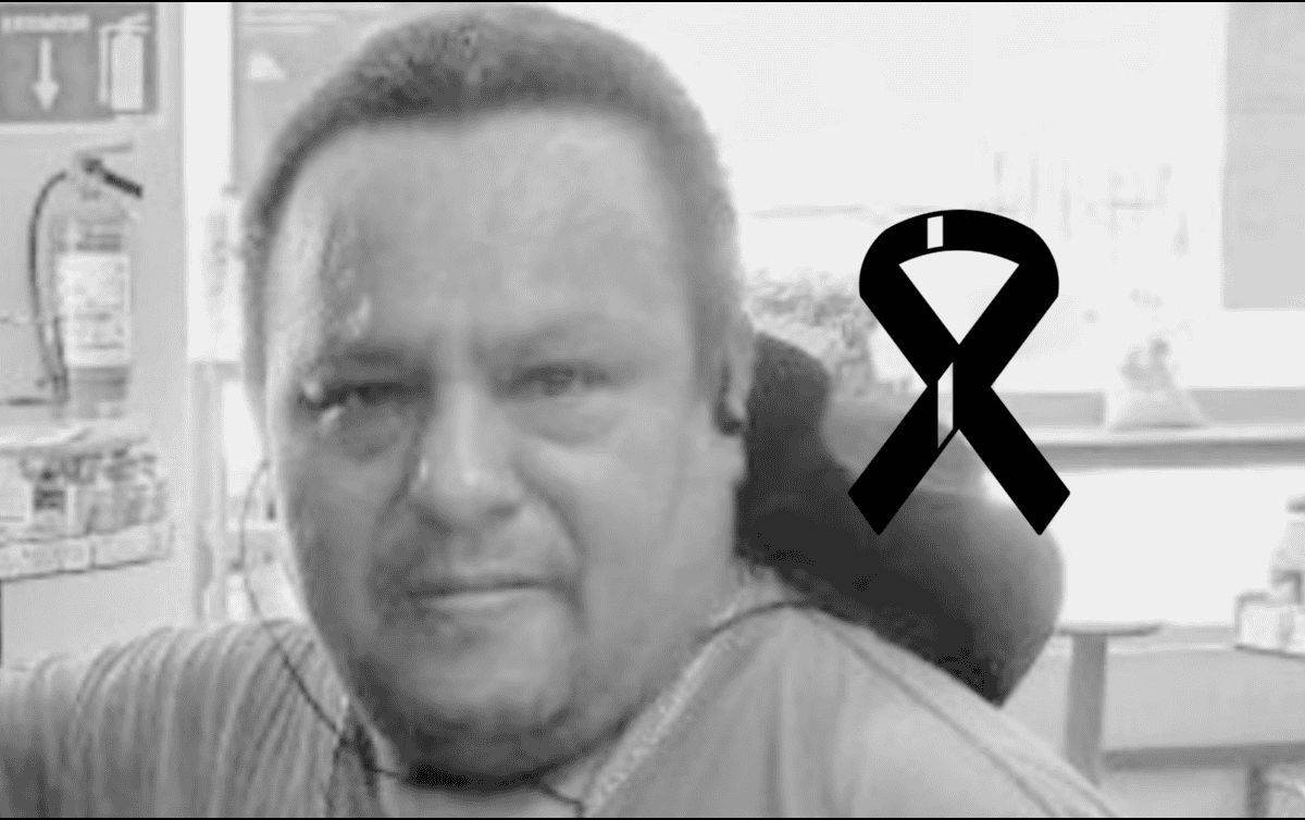 Carlos Gurrola Arguijo, trabajaba en un centro comercial de Torreón, Coahuila. X/ @PandaDelAmor19