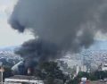 Al lugar arribaron elementos del Cuerpo de Bomberos y Protección Civil de Los Reyes, quienes sofocaron el fuego que se había extendido en el inmueble debido a que los productos que estaban en el interior son muy flamables. ESPECIAL