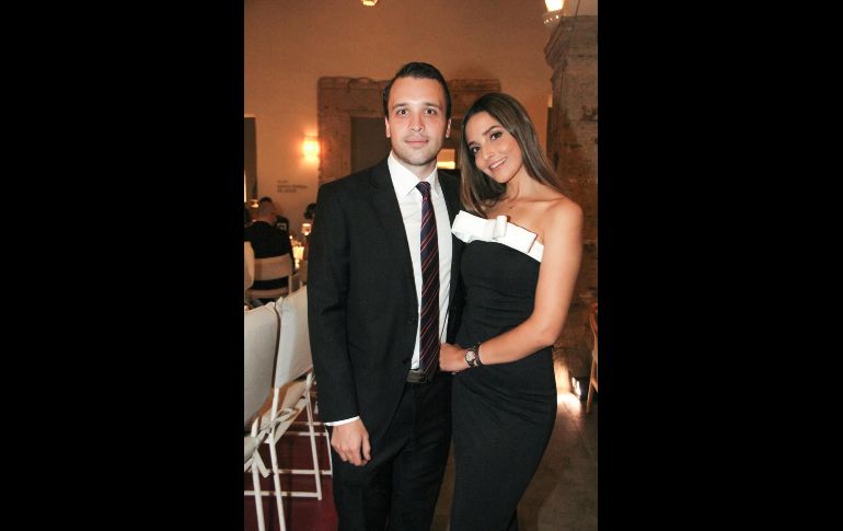 Adrián Talamantes y Scarlette Robledo. GENTE BIEN JALISCO / E. Escamilla