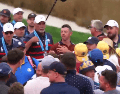 El incidente ocurrió tras la competencia de four-ball de la tarde, donde el norirlandés y su compañero, Shane Lowry, consiguieron un punto para el Equipo Europeo. ESPECIAL