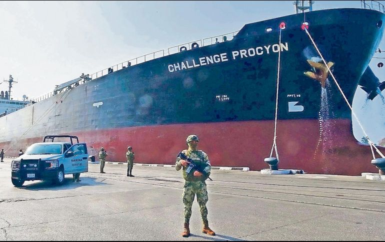 Los aseguramientos de carrotanques y buques con combustible ilegal han desatado polémica, debido al involucramiento tanto de autoridades como de grupos criminales. EL UNIVERSAL