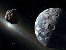 Entre los aspectos que más llaman la atención se encuentra su trayectoria inusual y su baja inclinación retrógrada, lo que le permite desplazarse en sentido contrario al de los planetas del sistema solar y acercarse a ellos con relativa facilidad. CANVA