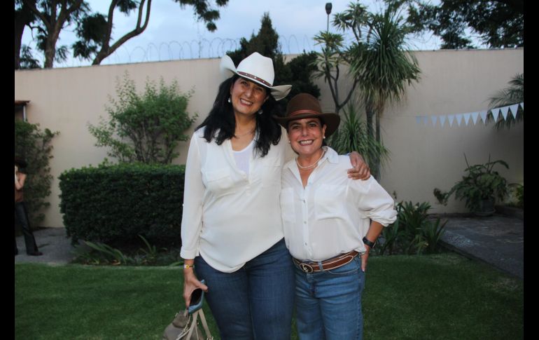 Alejandra Morales y Lorenza Somellera. GENTE BIEN JALISCO / E. Escamilla