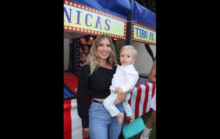 Valeria González y Juan Álvaro Porras. GENTE BIEN JALISCO / E. Escamilla