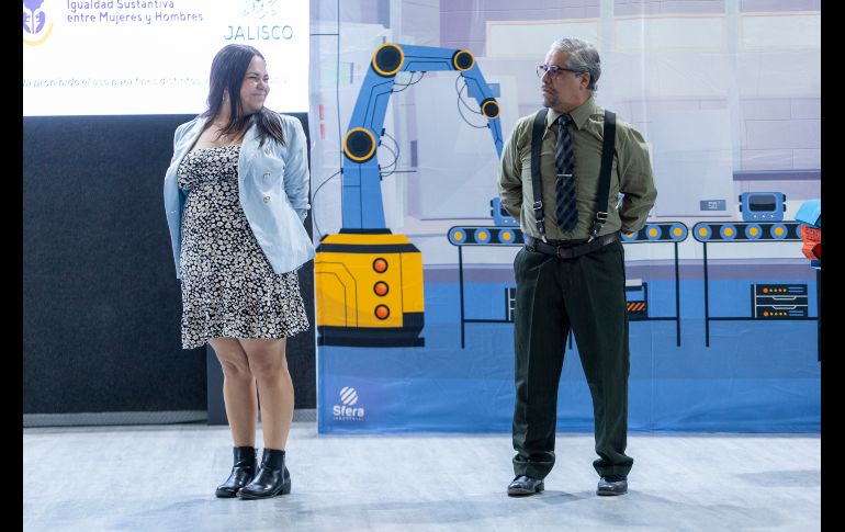 Este 5 de octubre, el escenario del Centro de la Amistad Internacional en Guadalajara abrirá sus puertas a la puesta en escena “La violencia es el problema, no la solución…”, a cargo de la Compañía de Teatro Sfera Industrial. CORTESÍA