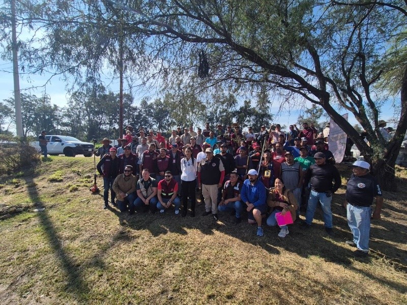  En las acciones de limpieza y saneamiento participó personal de los tres niveles de gobierno, así como ciudadanos y veccinos. EL INFORMADOR / O. González