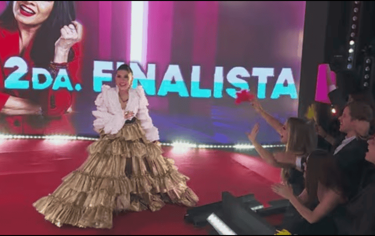 Uno de los momentos más significativos ocurrió cuando sufrió un accidente dentro de la casa, que le provocó lesiones en la pierna y la muñeca, por lo que tuvo que usar una férula y muletas. LA CASA DE LOS FAMOSOS