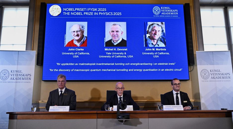 Anuncio de los ganadores del premio Nobel de Física en la Asamblea del Nobel en el Instituto Karolinska, en Estocolmo, Suecia. AP/TT NEWS AGENCY/C. Olsson