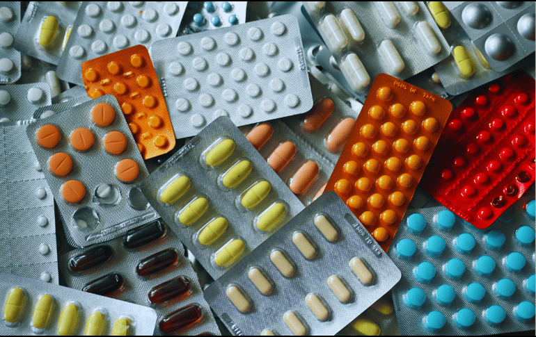 Sheinbaum aseguró que el abasto en el ISSSTE, IMSS e IMSS-Bienestar es de 90% y que son muy pocos medicamentos los que faltan. ESPECIAL