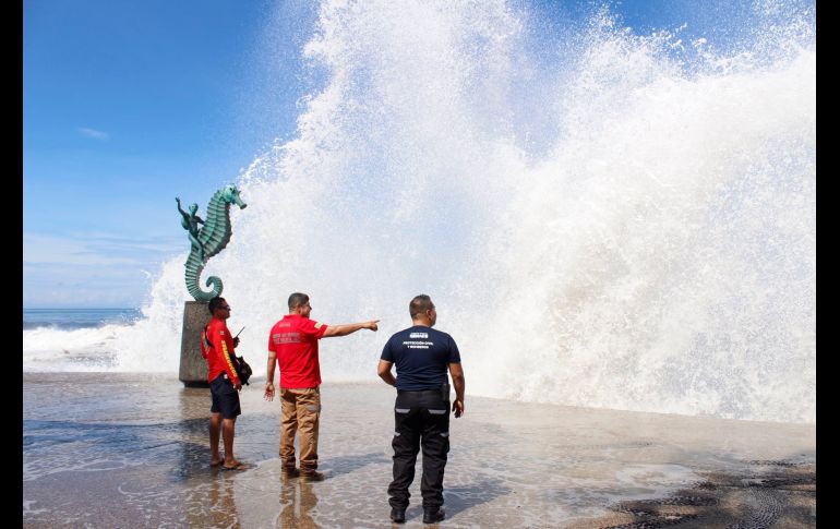 FACEBOOK / Protección Civil y Bomberos Puerto Vallarta