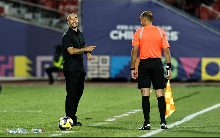 Eduardo Arce aseguró que tanto él como sus dirigidos se quedaron con sensaciones cortas. EFE/ O. Villarroel.