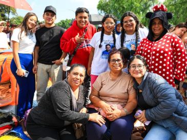 “Ahorita somos como 16, pero somos poquitos, porque antes éramos más, pero se fueron yendo al cielo. Ahorita aquí estamos esperando a la chaparrita, que tantos favores me ha hecho, tantísimos que no acabaría”, dijo La señora Felipa. ELINFORMADOR / J. ACOSTA