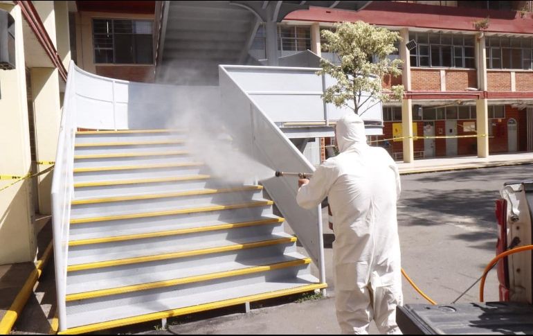 Aunque actualmente no hay presencia de alumnos, se sanitizaron aulas, baños, zonas recreativas y áreas comunes. CORTESÍA