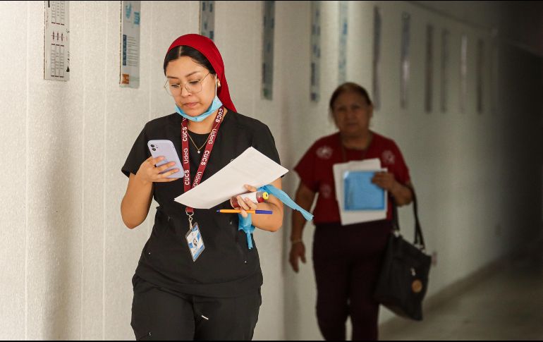 La medida autoriza a las personas con licenciatura en Enfermería que laboren en centros de Atención Primaria del Sistema Nacional de Salud a emitir recetas médicas. EL INFORMADOR/ ARCHIVO