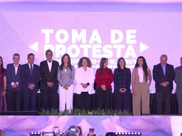 El evento reunió a personalidades importantes de Guadalajara, como a la rectora general de la UdeG, Karla Planter, y a la alcaldesa de Guadalajara, Verónica Delgadillo. ESPECIAL / Universidad de Guadalajara