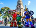 Zayu, Clutch y Maple, las tres mascotas que representarán al Mundial de Futbol 2026, visitaron por primera vez la Zona Metropolitana de Guadalajara. EL INFORMADOR / A. Navarro
