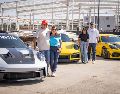 Juan Mendoza Álvarez, Lilia de Mendoza, Fabiola Mendoza y Omar Presue. GENTE BIEN JALISCO / “Slalom Porsche” con INDUJAL Parque industrial y Club de Porsche Guadalajara