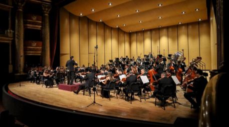 Dos de los compositores estuvieron en el teatro Degollado para escuchar la interpretación de su música. X/FilarmonicaJal