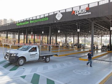 Durante 2025, el Gobierno de Jalisco continúa impulsando acciones para la protección del medio ambiente, entre ellas el programa de Verificación Vehicular, diseñado para disminuir las emisiones contaminantes y favorecer una mejor calidad del aire en el estado. EL INFORMADOR / ARCHIVO