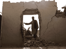 El terremoto en Argentina derivó en varios daños estructurales, además de las personas que fueron informadas.  EFE/EPA/NAJIB FARYAD