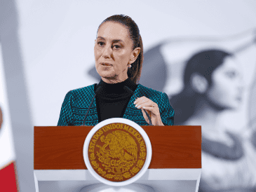 La Presidenta se comprometió desde Palacio Nacional a presentar el Plan Michoacán por la Paz y la Justicia este fin de semana. EFE / S. Gutiérrez