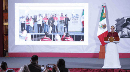 La Presidenta estuvo acompañada por los titulares de la Secretaría de Comunicaciones y Transportes, el de la Agencia Reguladora del Transporte Ferroviario y el gobernador de Tamaulipas para este evento. SUN / F. Rojas