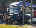 El choque fue atendido por elementos de la Cruz Roja Mexicana que se encuentran a pocos metros del percance. ESPECIAL/ UEPCBJ