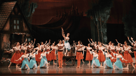 La nueva versión de la bailarina Svetlana Ballester de este ballet clásico impone la energía del tiempo actual. SUN / ESPECIAL / ARMM