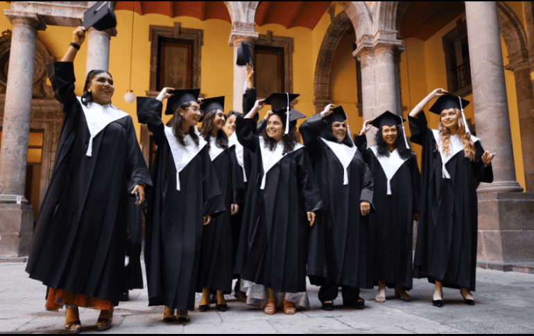 La directora de Operación y Programación Cultural subrayó la importancia de esta licenciatura como un espacio que impulsa la creación de proyectos con sentido social y compromiso cultural. ESPECIAL / Cultura Jalisco