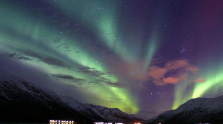El cielo del norte mexicano volverá a encenderse con auroras boreales la noche de este miércoles. NOTIMEX/ARCHIVO