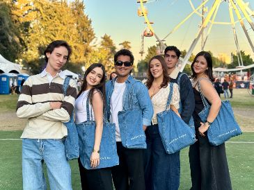 Julio René, Jaquie Valdez, Juan Montes de Oca, Fernanda Lozano, Francisco Arrieta y Dulce Orozco. GENTE BIEN JALISCO / American Eagle presente en Corona Capital Sessions Guadalajara