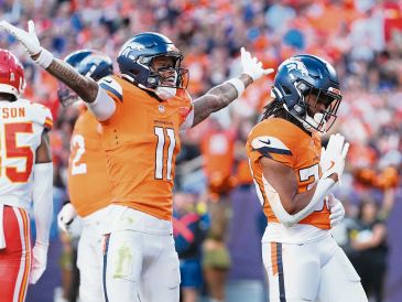 Denver suma ocho triunfos en fila, su mejor racha ganadora en 13 años. AP