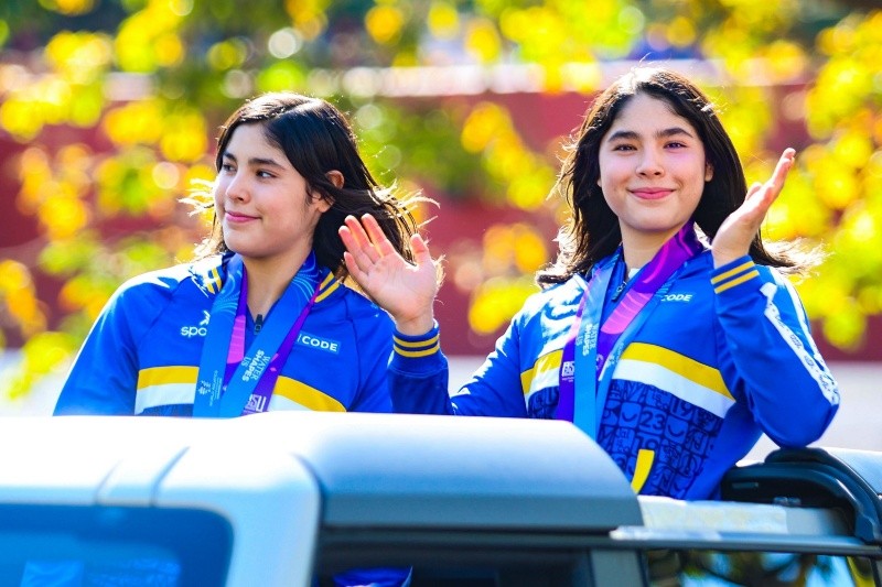 Se otorgó el Premio Jalisco al Mérito Deportivo a Diego Villalobos, Mía y Lía Cueva, Elizabeth Bourde y a la entrenadora de tiro con arco Karen Montellano. EL INFORMADOR / A. NAVARRO