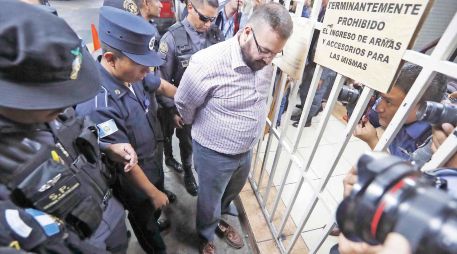 La juzgadora declaró improcedente su petición al señalar que Duarte aún mantiene un proceso penal vigente. SUN/ARCHIO