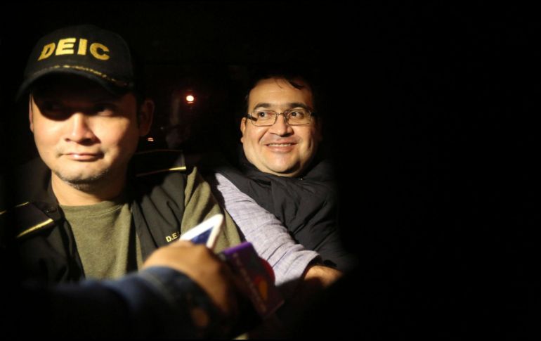 Duarte no es el único exgobernador que ha pisado la cárcel en México: desde el año 2000, al menos una veintena de exmandatarios han sido procesados. EFE / ARCHIVO