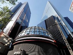 En la jornada, el peso mexicano se depreció el 0.1 % frente al dólar, al cotizarse en 18.31 unidades por billete verde, frente a los 18.29 en la jornada anterior, según datos del Banco de México. EFE / ARCHIVO