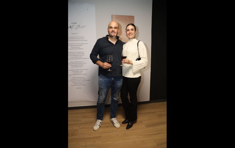 Luis Fernando Ruiz y Elena Hernández Aldana. GENTE BIEN JALISCO / Revista del 28 de noviembre 2025