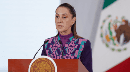 La Presidenta admitió que sabía que los trabajadores querían la implementación de las 40 horas inmediatamente, sin embargo, dijo que era una tarea imposible. EFE / I. Esquivel