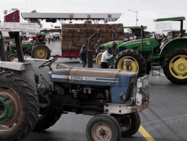 Segob informa acuerdos entre Gobierno, transportistas y campesinos tras mesas de diálogo. SUN/ARCHIVO