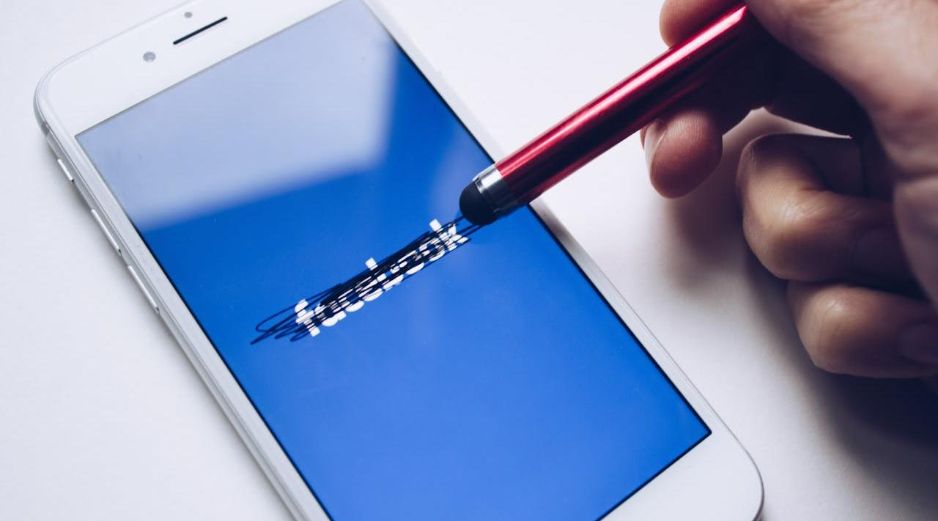 Según la empresa, el Gobierno australiano debería exigir a los mercados de aplicaciones que verifiquen la edad y obtengan la autorización de los padres al descargar apps, evitando que los menores tengan que demostrar su edad en múltiples plataformas. Pexels