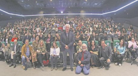 Richard Gere comparte reflexiones espirituales con la audiencia después de presentar su documental “Sabiduría y felicidad”. CORTESÍA