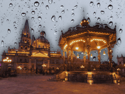 La posibilidad de que la lluvia se presente en Guadalajara el martes 9 de diciembre es mayor a las 05:00 de la tarde. ESPECIAL / CANVA