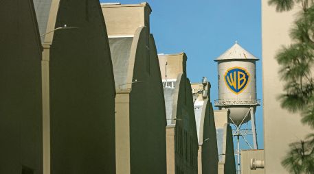 Vista de los estudios de cine y televisión de Warner Bros. Discovery. AFP