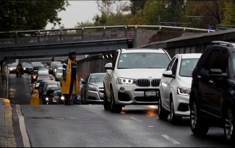 El horario del Hoy No Circula es desde las 5:00 de la mañana a las 10:00 de la noche. EFE/Archivo