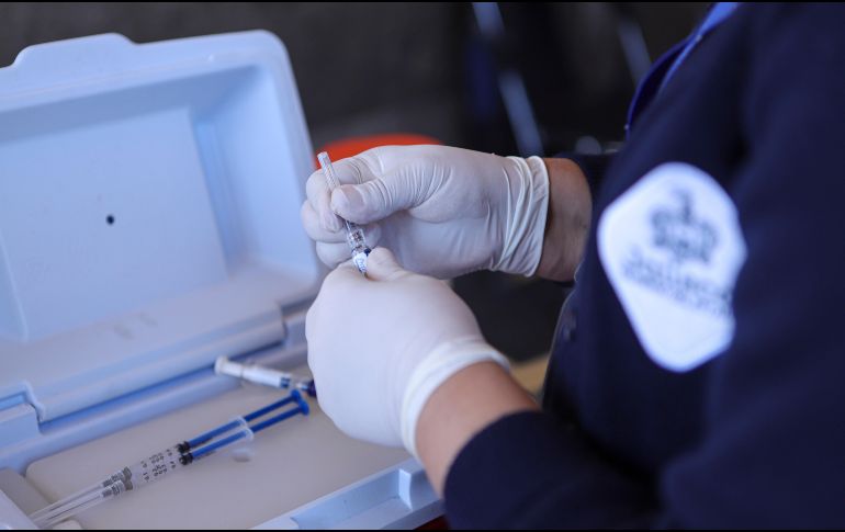 Revisa tu cartilla y si necesitas alguna, acude a uno de los módulos para vacunarte. EL INFORMADOR/ARCHIVO