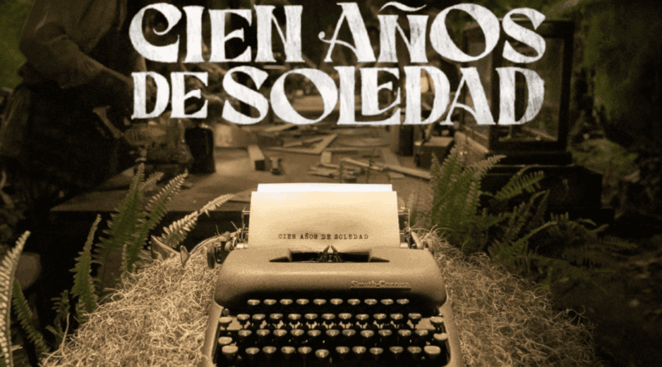 Mientras la familia sigue su curso, José Arcadio Segundo cumplirá uno de los anhelos del patriarca al conectar a Macondo con el mundo exterior mediante la llegada del tren.  ESPECIAL/NETFLIX