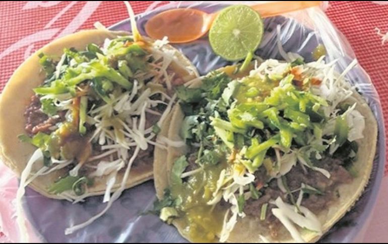 Disfruta de un asombroso desayuno en Tacos de cabeza Don Fily. ESPECIAL