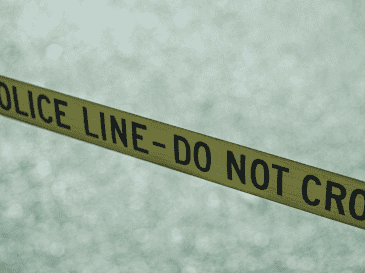 El FBI se sumó a las investigaciones del tiroteo en Brown, mientras autoridades piden evitar la zona y priorizar la seguridad. EFE/ARCHIVO