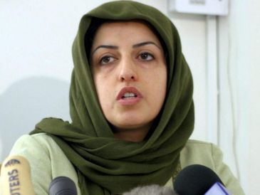 El Comité Noruego del Nobel expresó su profunda preocupación por la "brutal" detención de Narges Mohammadi. EFE/A. Taherkenareh