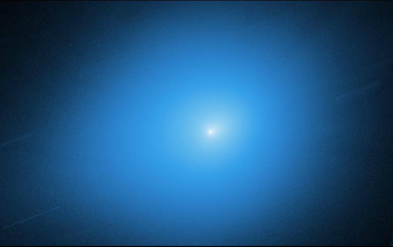 Imagen del cometa interestelar 3I/Atlas captado por el Telescopio Espacial Hubble el 30 de noviembre de 2025. AP/NASA